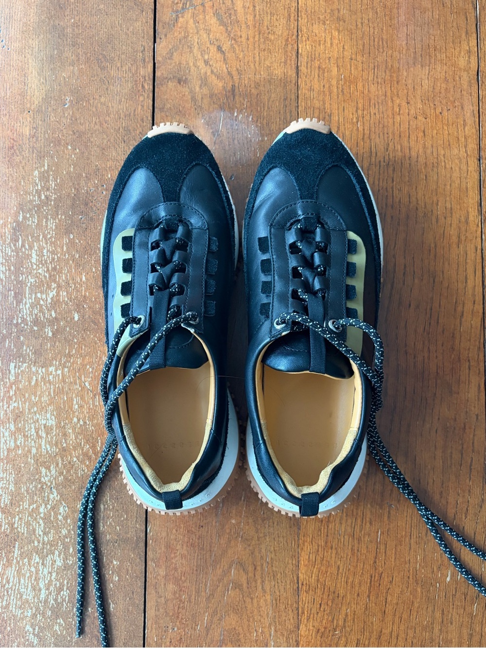 4CCCCEES WOMEN'S SNEAKERS
